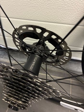 Used Enve SES 4.5 Wheelset 2025 bike — image 4 of 8