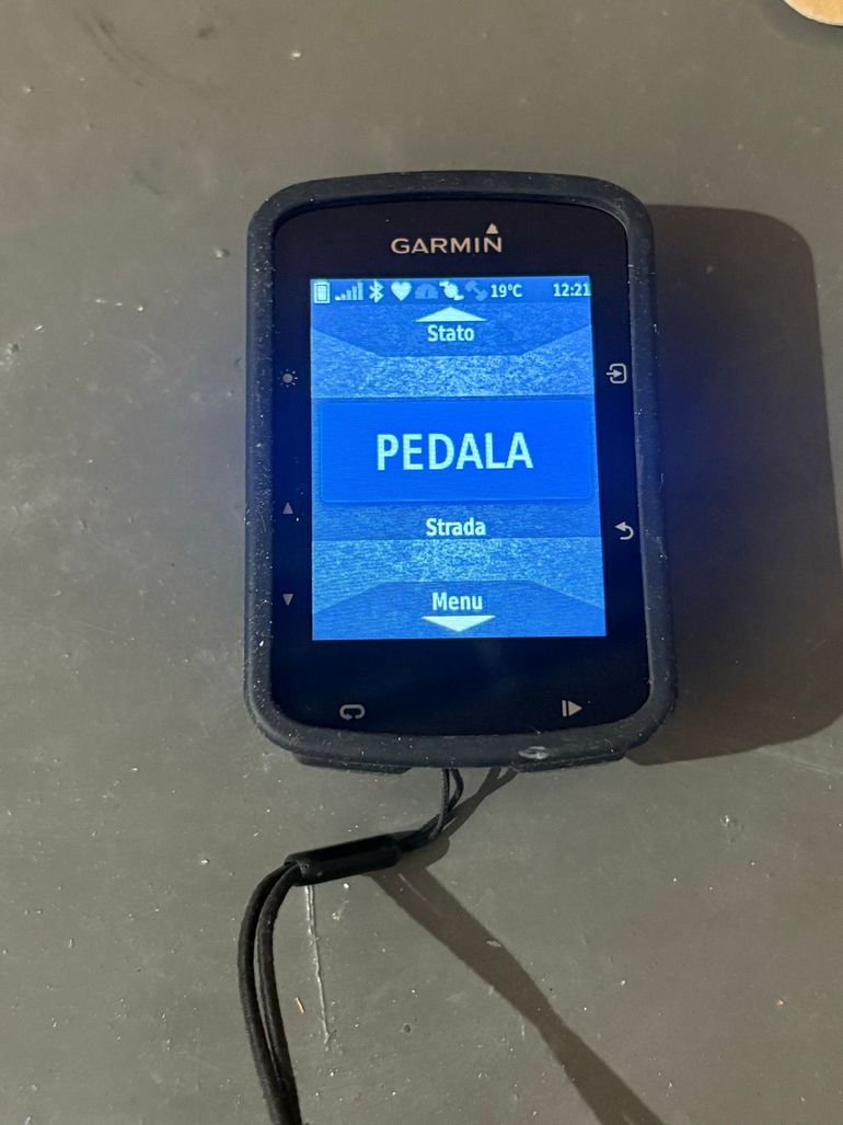 Used Garmin Edge 520 Plus GPS Bike Computer bike — image 2 of 5