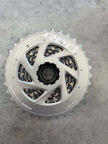 Gebrauchtes Sram Red Casette D1 10-33 2024 Drivetrain & Pedals