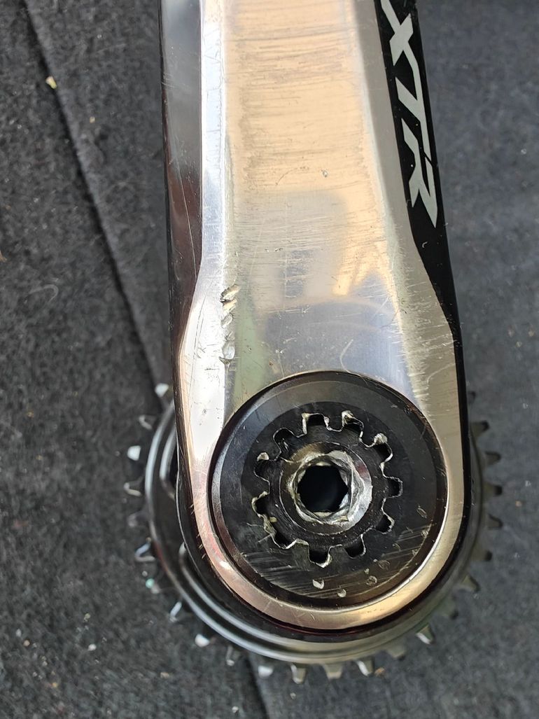 Used Shimano XTR FC-M9100 Crankset 2022 bike — image 3 of 4