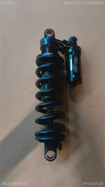 Used RockShox Super Deluxe Ultimate Coil bike — image 3 of 8