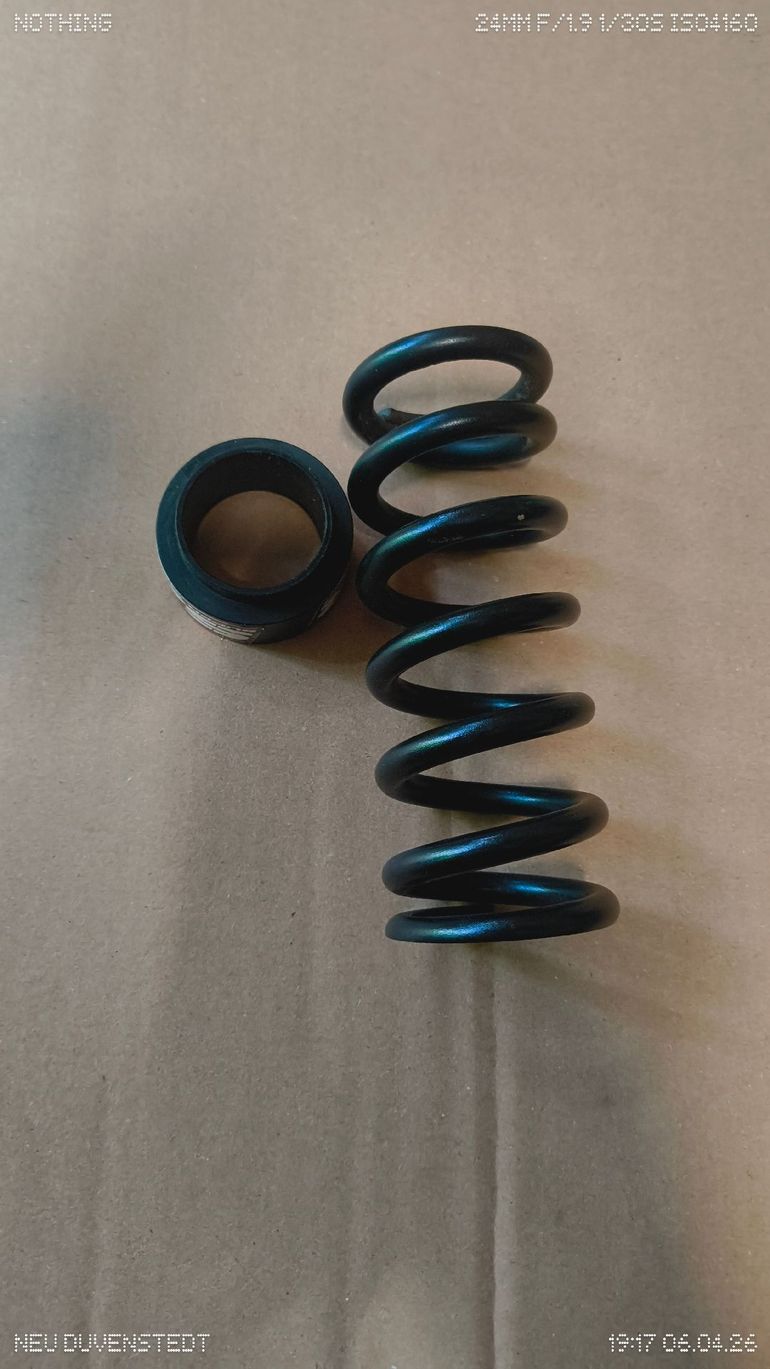 Used RockShox Super Deluxe Ultimate Coil bike — image 8 of 8