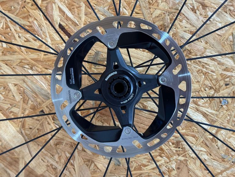Used Dt Swiss ARC 1400 Carbon Wheelset 2025 bike — image 4 of 5