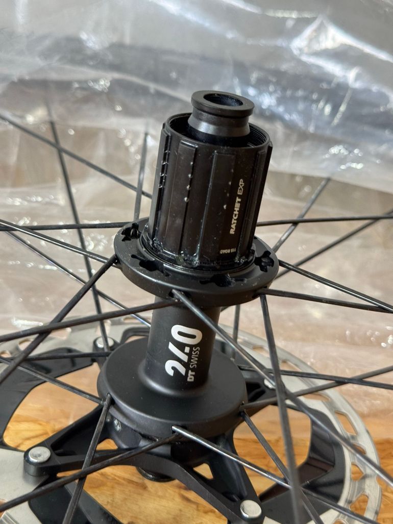Used Dt Swiss ARC 1400 Carbon Wheelset 2025 bike — image 5 of 5