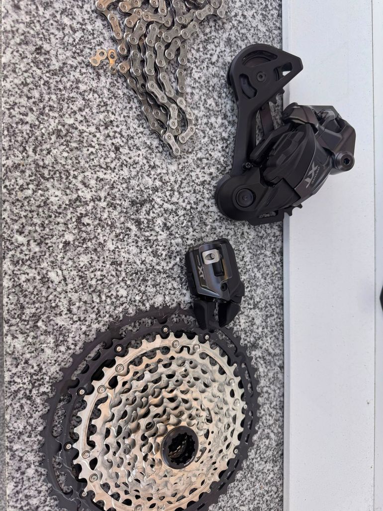 Used Shimano XT Di2 12-speed 2026 bike — image 2 of 5