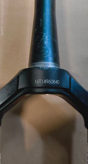 Used RockShox ZEB Ultimate Charger 3.1 RC2 2022 bike — image 6 of 8