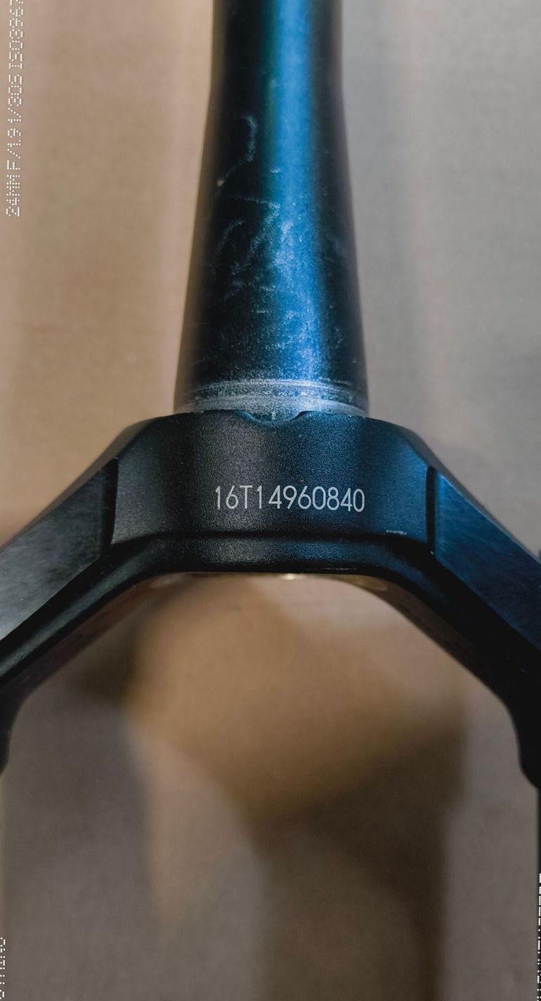 Used RockShox ZEB Ultimate Charger 3.1 RC2 2022 bike — image 6 of 8