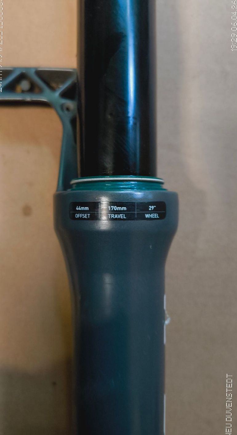 Used RockShox ZEB Ultimate Charger 3.1 RC2 2022 bike — image 5 of 8