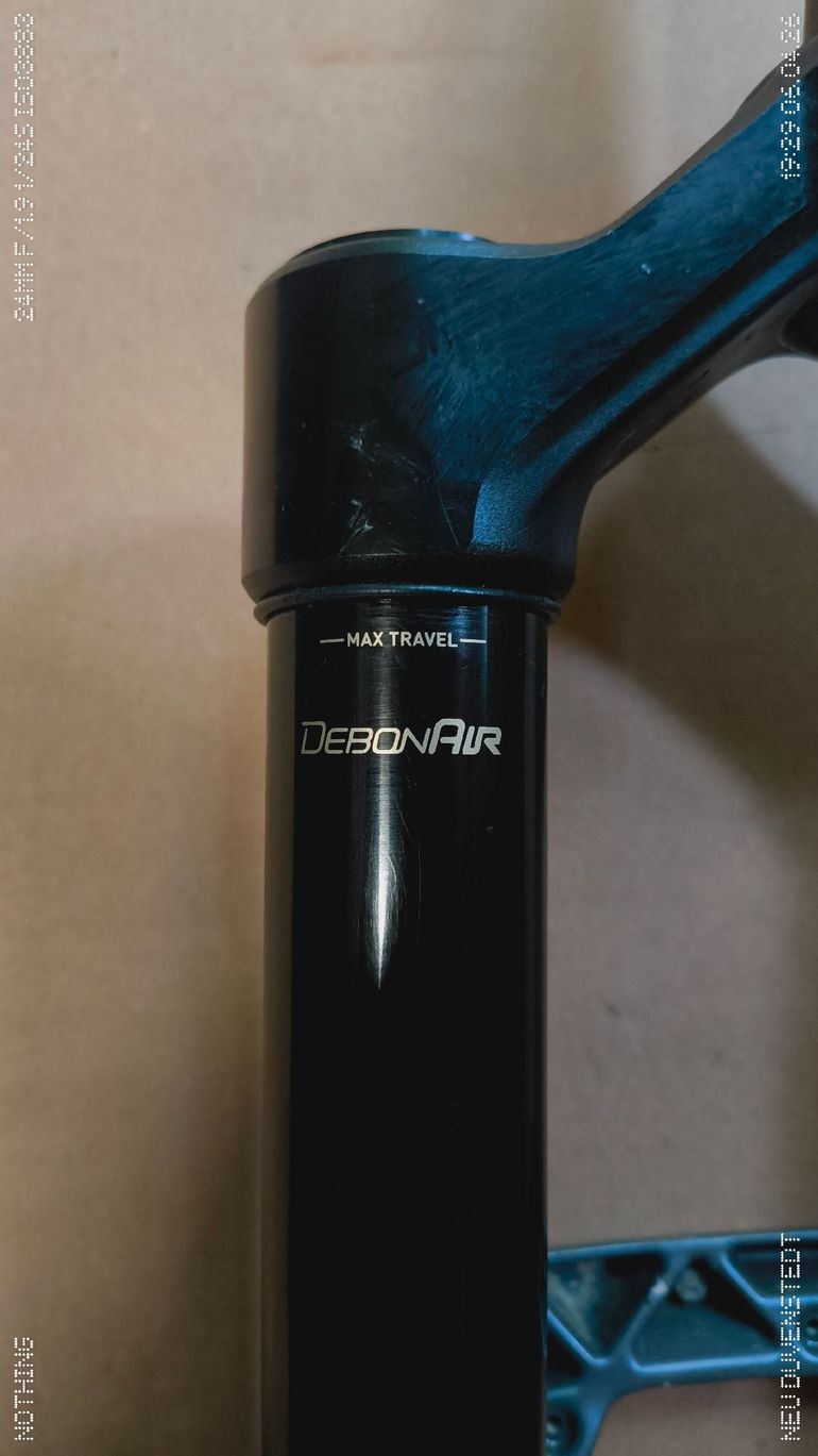 Used RockShox ZEB Ultimate Charger 3.1 RC2 2022 bike — image 3 of 8