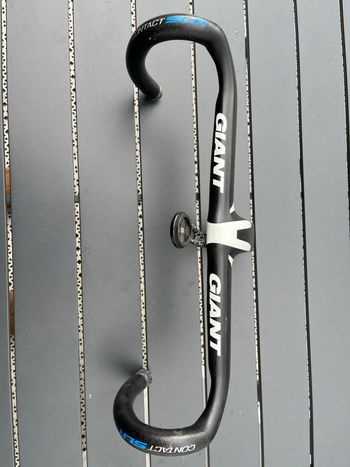 Used Giant Contact SLR Aero Handlebar 2012 bike — image 4 of 4