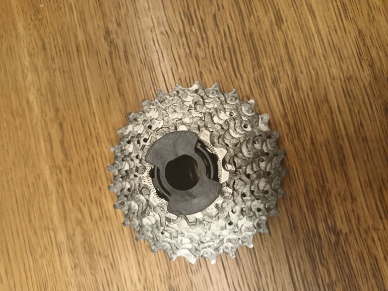 Used Shimano ultegra 11 speed CS-R800 bike — image 3 of 4