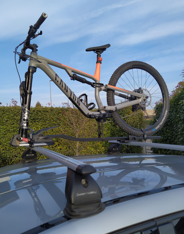 Used Thule Topride 568 Cycling Accessories