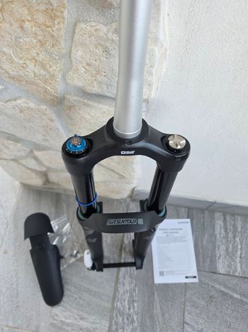 Used Sr Suntour durolux 38 Fork bike — image 2 of 6