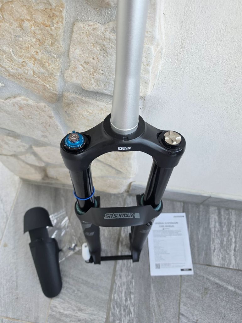 Used Sr Suntour durolux 38 Fork bike — image 2 of 6