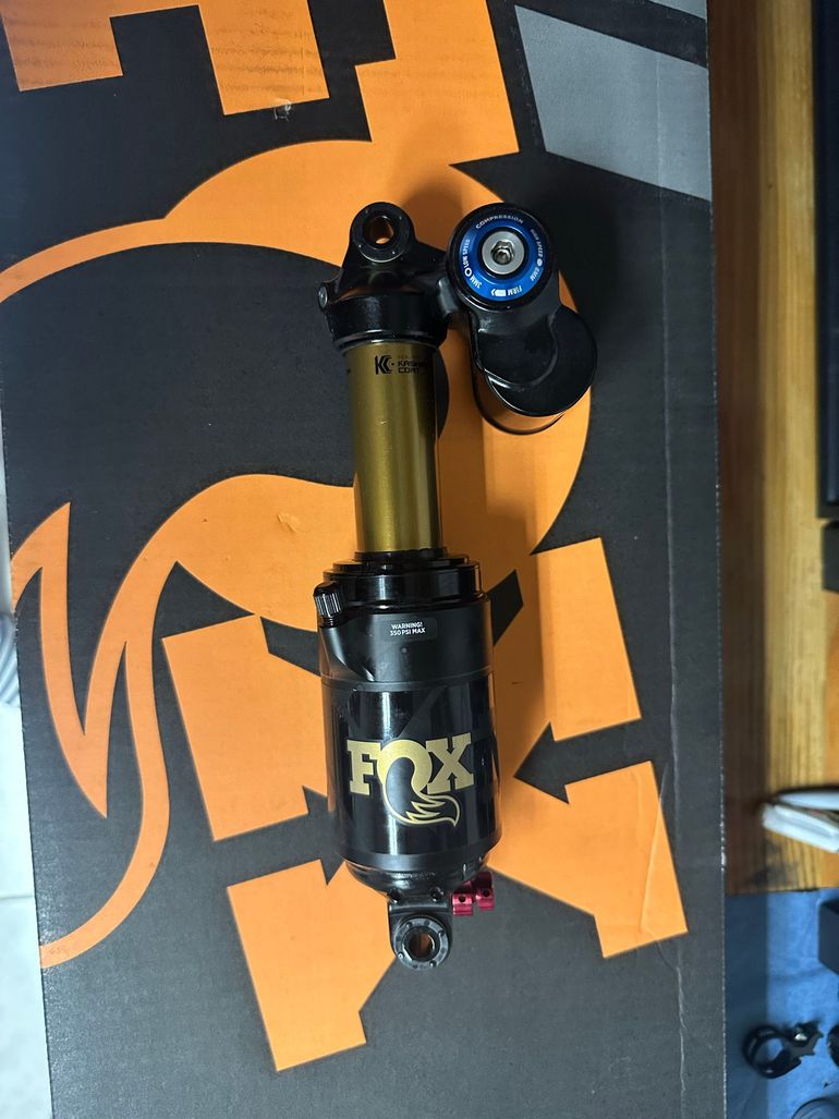 Used Fox FLOAT X2 Factory Air Shock 2026 bike — image 4 of 4