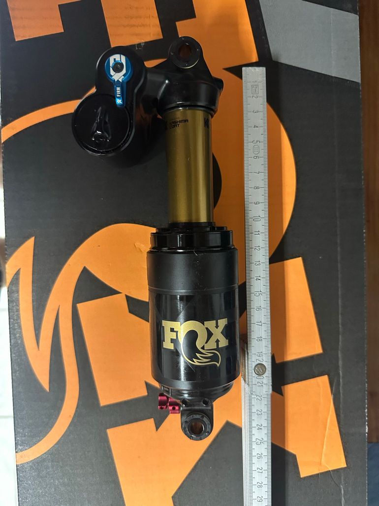 Used Fox FLOAT X2 Factory Air Shock 2026 bike — image 1 of 4
