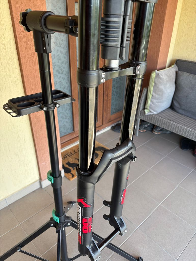 Used Marzocchi Bomber 58 2023 bike — image 2 of 5