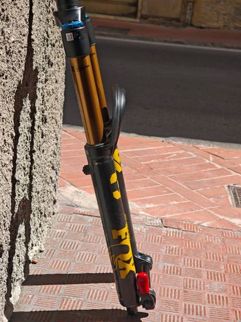 Used Fox 36 150 Grip x2 2025 bike — image 8 of 8