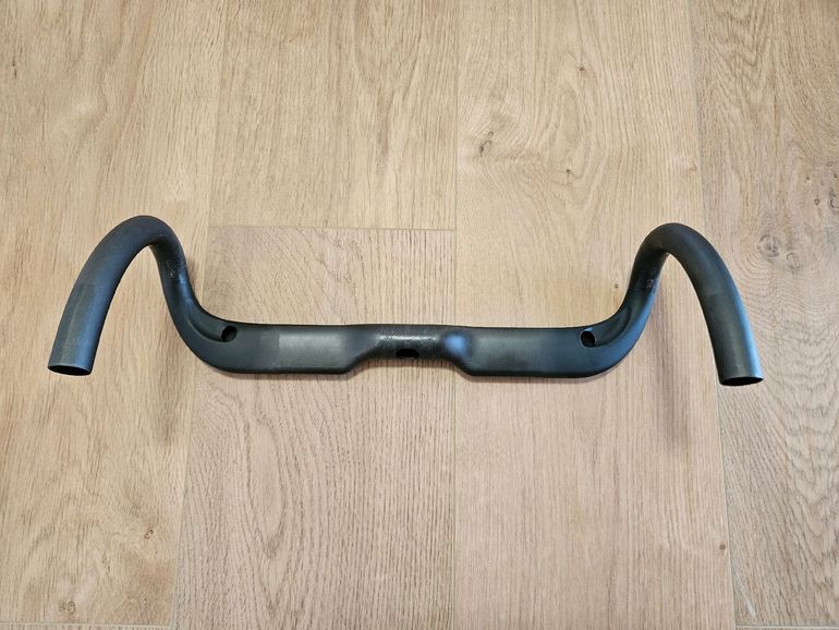 Used Giant Contact SLR Aero Handlebar 2025 bike — image 5 of 5