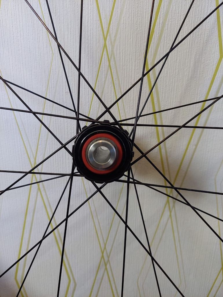 Used Fulcrum Racing 400 DB Wheelset bike — image 4 of 7
