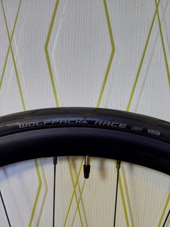 Used Fulcrum Racing 400 DB Wheelset bike — image 7 of 7
