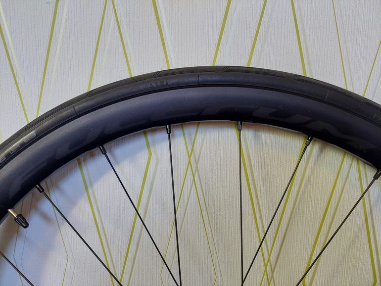 Used Fulcrum Racing 400 DB Wheelset bike — image 5 of 7