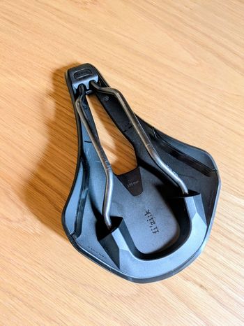 Used Fizik Tempo Argo R3 bike — image 3 of 3