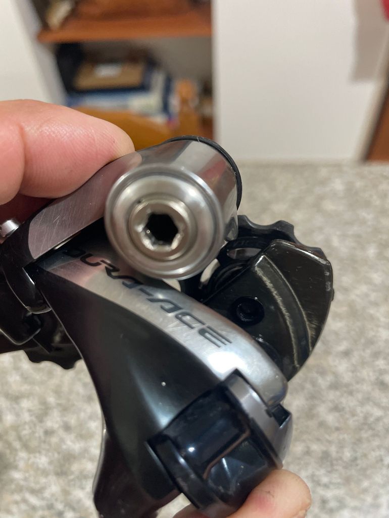 Used Shimano DURA-ACE RD9000 bike — image 8 of 11