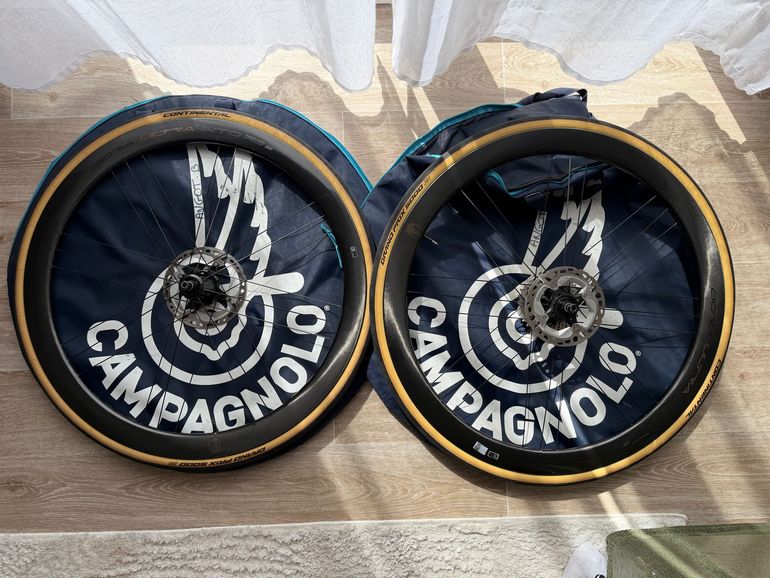 Used Campagnolo Bora Ultra WTO 45 C23 Disc Brake bike — image 5 of 5