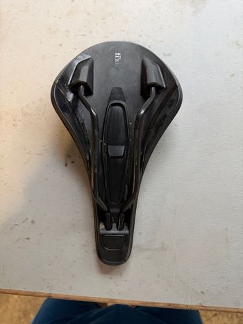 Used Fizik zadel 2025 bike