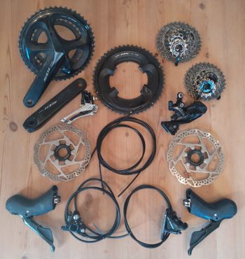 Used Shimano 105 Groepset 2x11 bike
