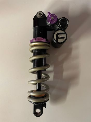 Used fast Fenix 2.0 Enduro Shock bike — image 2 of 3