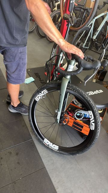 Enve SES 3.4 2025 Wheels usato