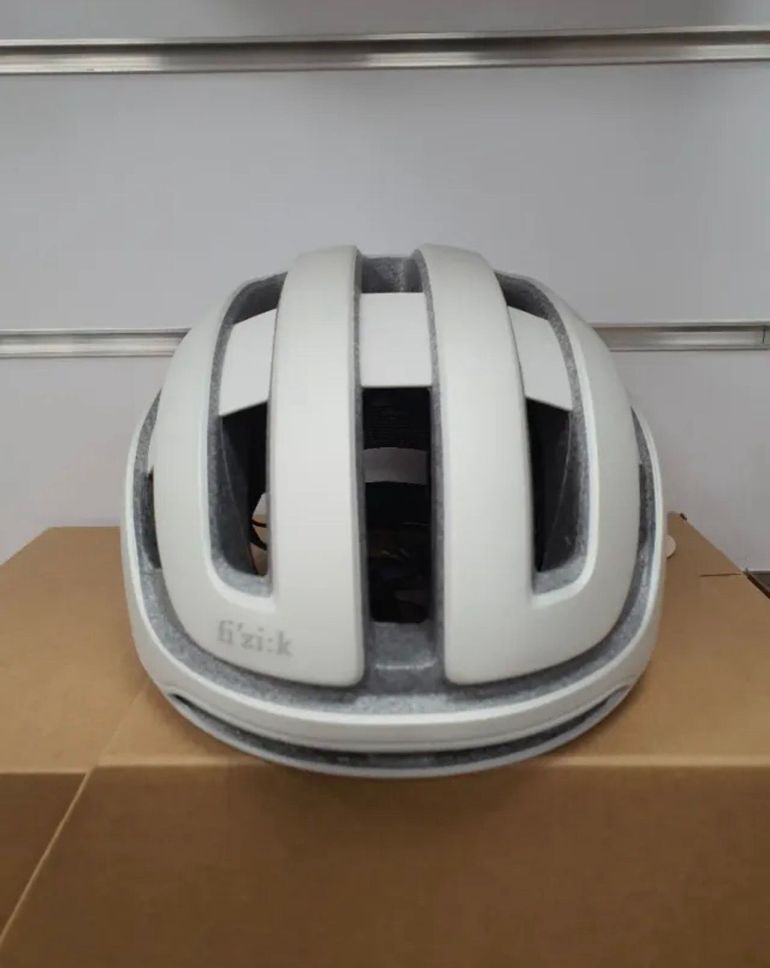 Used Fizik Kudo Helmet 2026 bike — image 5 of 6