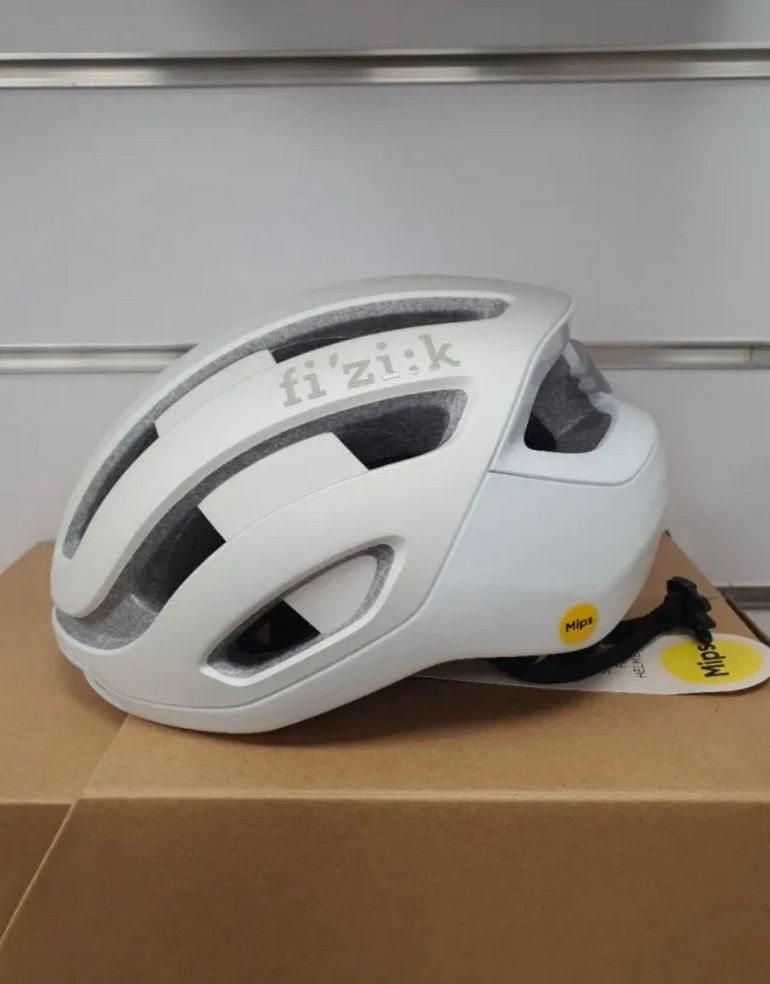 Used Fizik Kudo Helmet 2026 bike — image 1 of 6