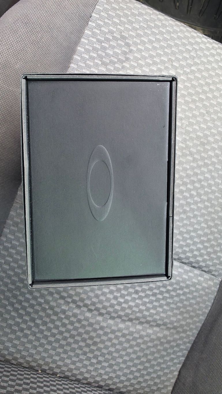 Used Oakley Meta AI Glasses 2026 bike — image 5 of 6