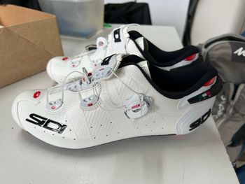 Used Sidi Wire 2 Carbon Road Shoes 2021 bike — image 2 of 7