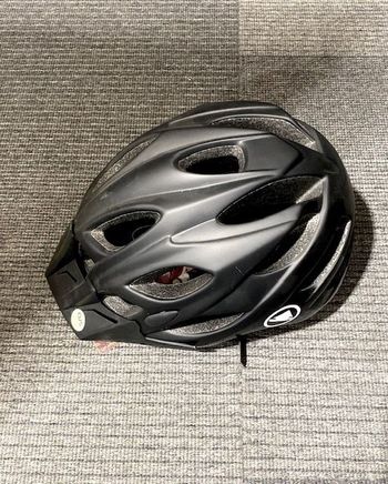 Used Endura Hummvee Youth Helmet 2025 bike