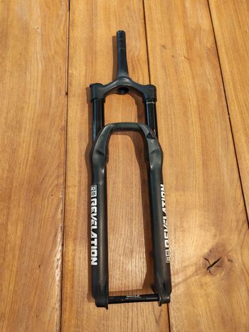 Used RockShox revelation 2022 bike