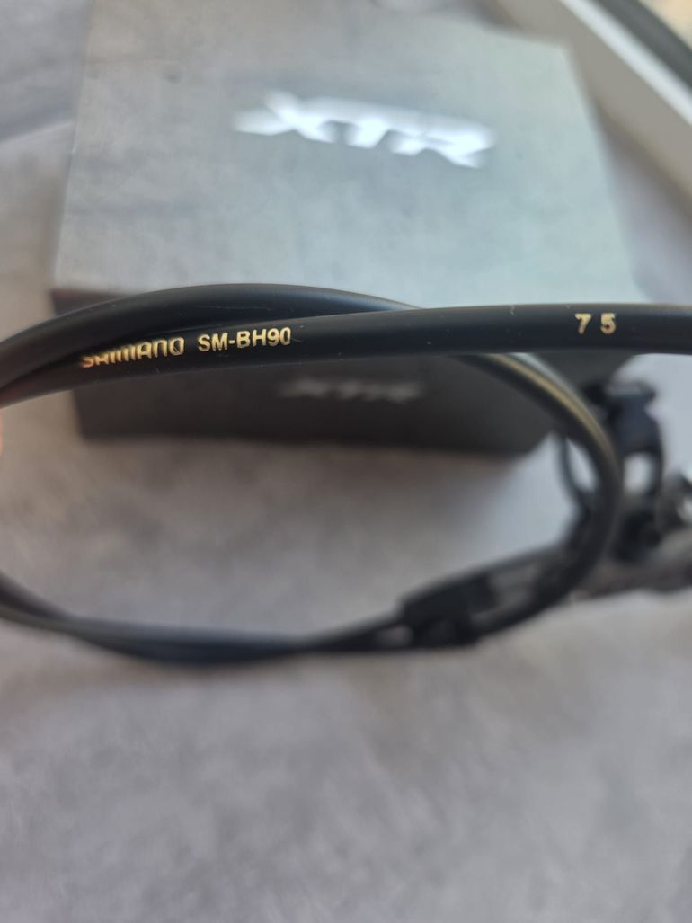 Used Shimano XTR BL-M9100 Brake Lever Hose 70cm Left bike — image 4 of 4