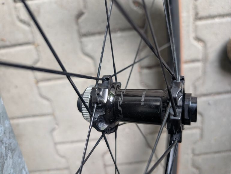Used Shimano DURA-ACE C50 Disc Tubeless WH-R9270 2024 bike — image 7 of 17