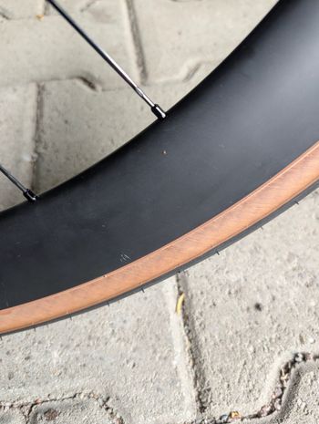 Used Shimano DURA-ACE C50 Disc Tubeless WH-R9270 2024 bike — image 9 of 17