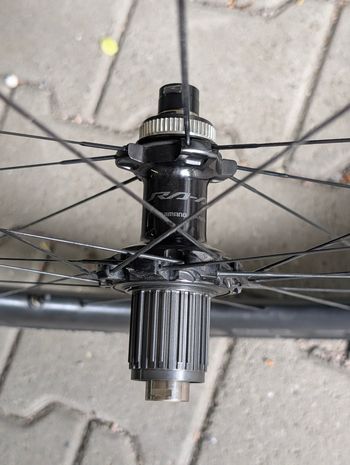 Used Shimano DURA-ACE C50 Disc Tubeless WH-R9270 2024 bike — image 14 of 17