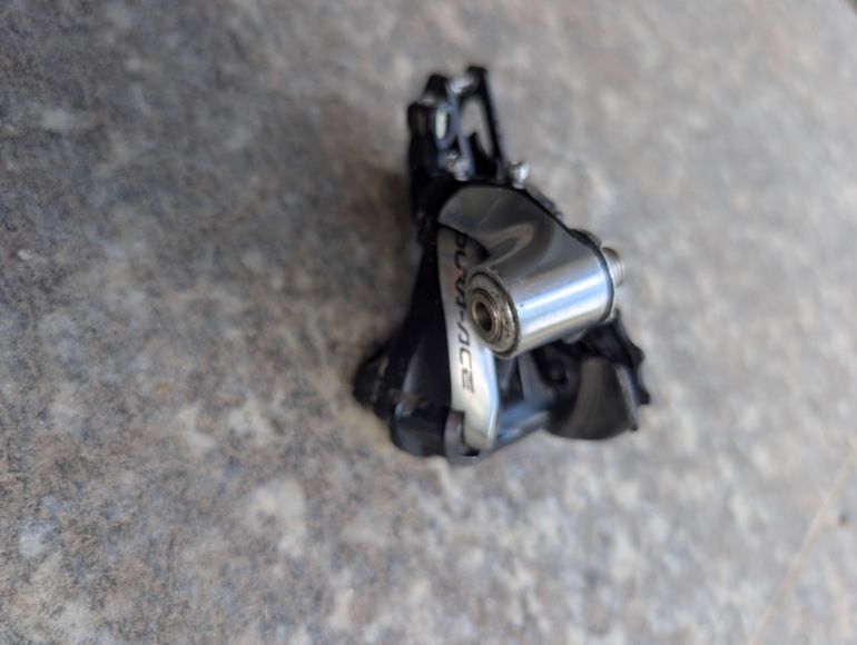 Used Shimano Dura Ace Schaltwerk RD-R9000 bike — image 6 of 7