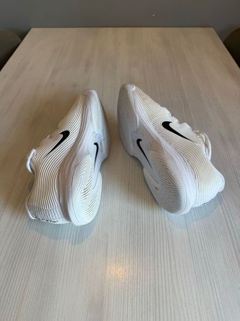 Used Nike Vapor 12 Tennis Shoes 2026 bike — image 5 of 6