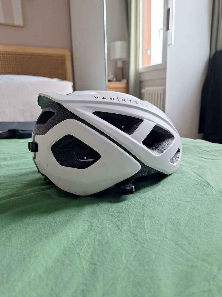 Used Van Rysel road dr 500 bike — image 1 of 4