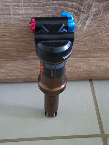 Brugt Fox DPX2 Factory Shock bike — billede 3 af 4
