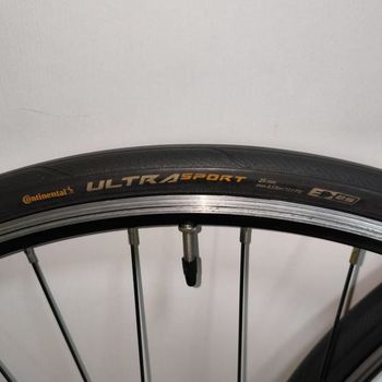 Used Mach1 CFX Rim Brake Wheelset bike — image 2 of 4