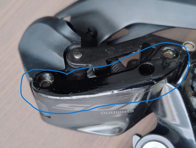 Used Shimano 105 Di2 ST-R7170-R + RD-R7150 bike — image 2 of 8