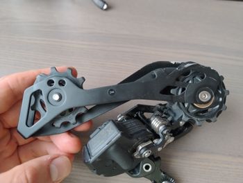 Used Shimano 105 Di2 ST-R7170-R + RD-R7150 bike